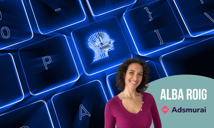 Teclado brillante con tecla de perfil humano. Abajo, una persona sonríe. Texto: "ALBA ROIG" y "Adsmurai". Contexto de tecnología y marketing digital.