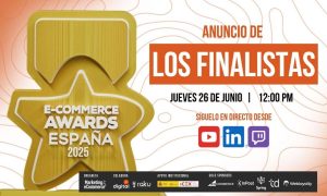Trofeo de los ecommerce awards 2025 para reflejar el anuncio de los finalistas a los premios