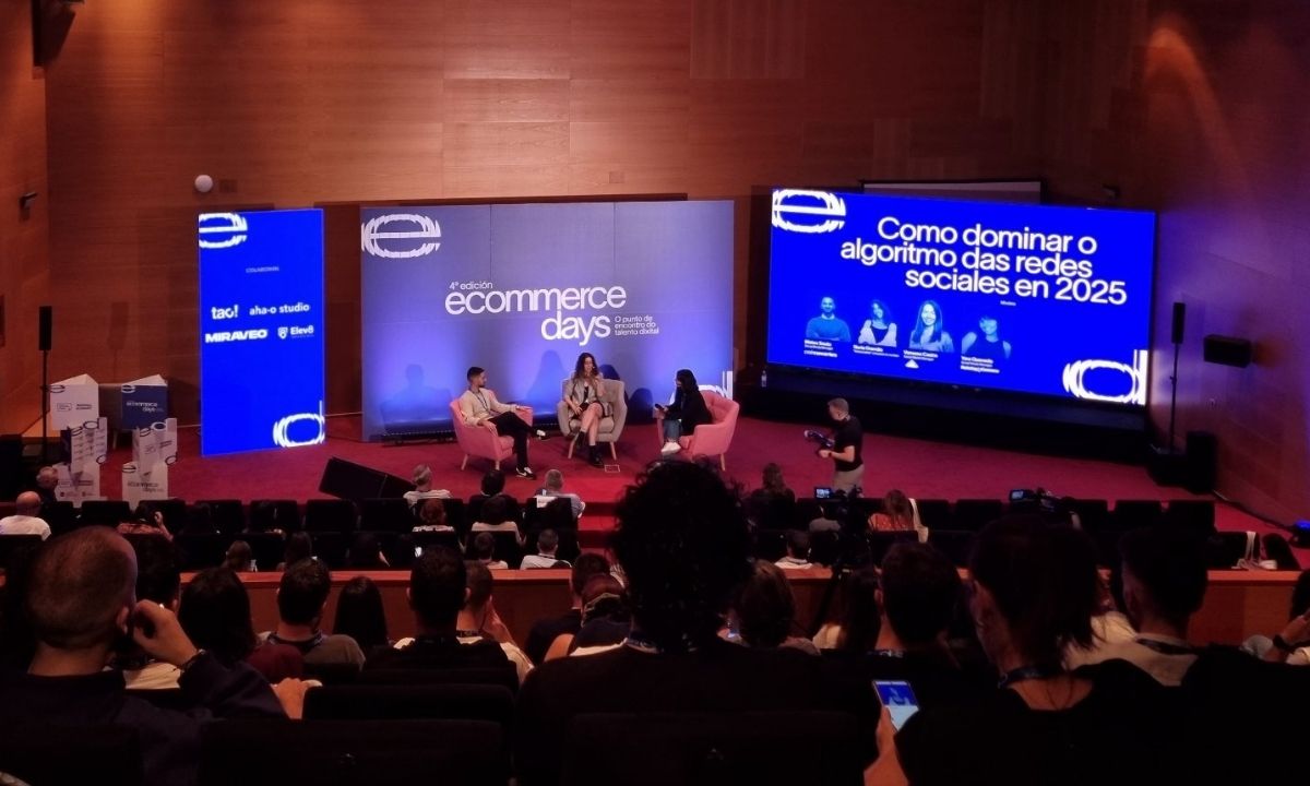 charla sobre algoritmo en redes