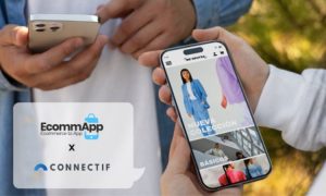 Imagen de dos personas enseñándose su smartphone, en uno de ellos se puede ver una app creada con ecommapp. En la esquina inferior izquierda se ven los logos de Ecommapp y de Connectif.
