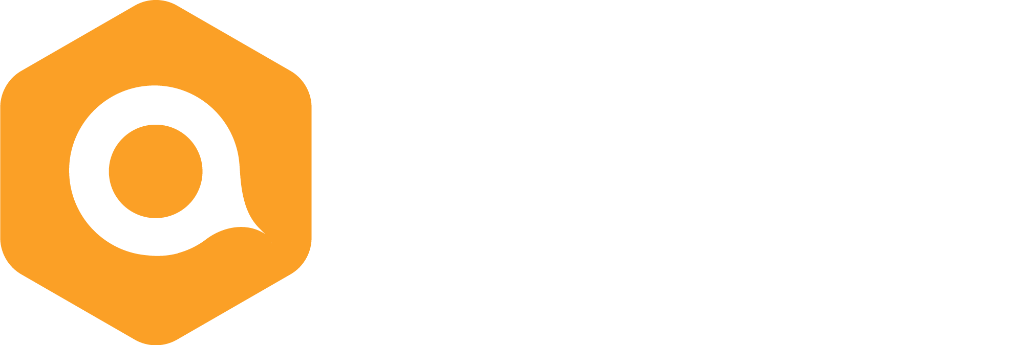 Logo hexagonal naranja con una "q" blanca dentro; a la derecha, texto "qualifio" en blanco. Ideal para branding y marketing digital.